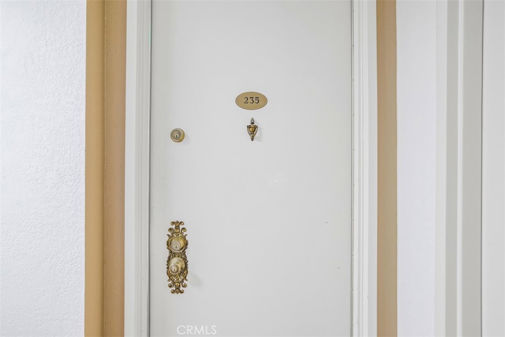 Alamitos Beach (AB) - Residential Lease