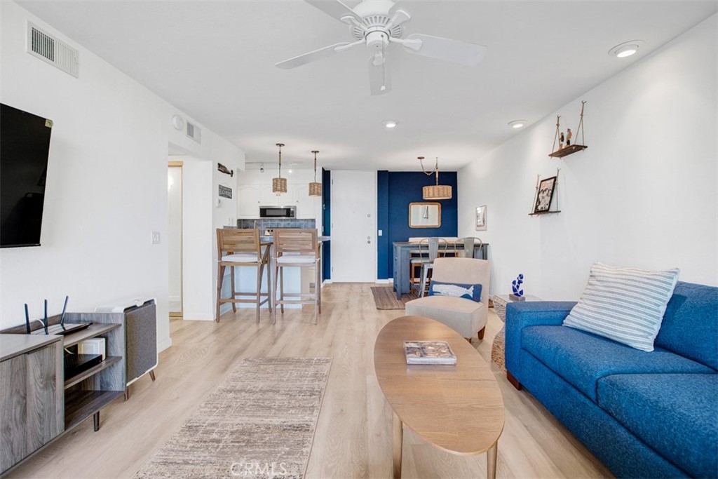 Alamitos Beach (AB) - Residential Lease