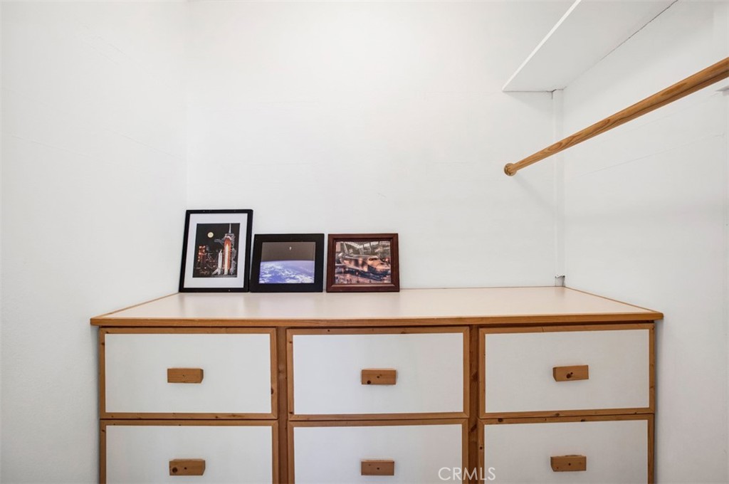 Alamitos Beach (AB) - Residential Lease