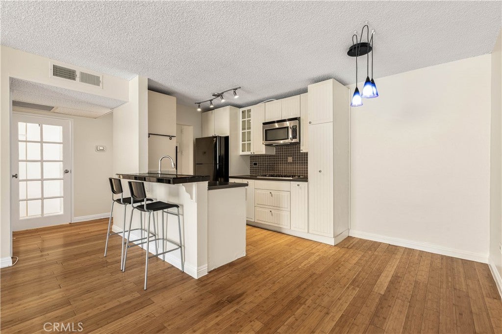 421 S La Fayette Park 406