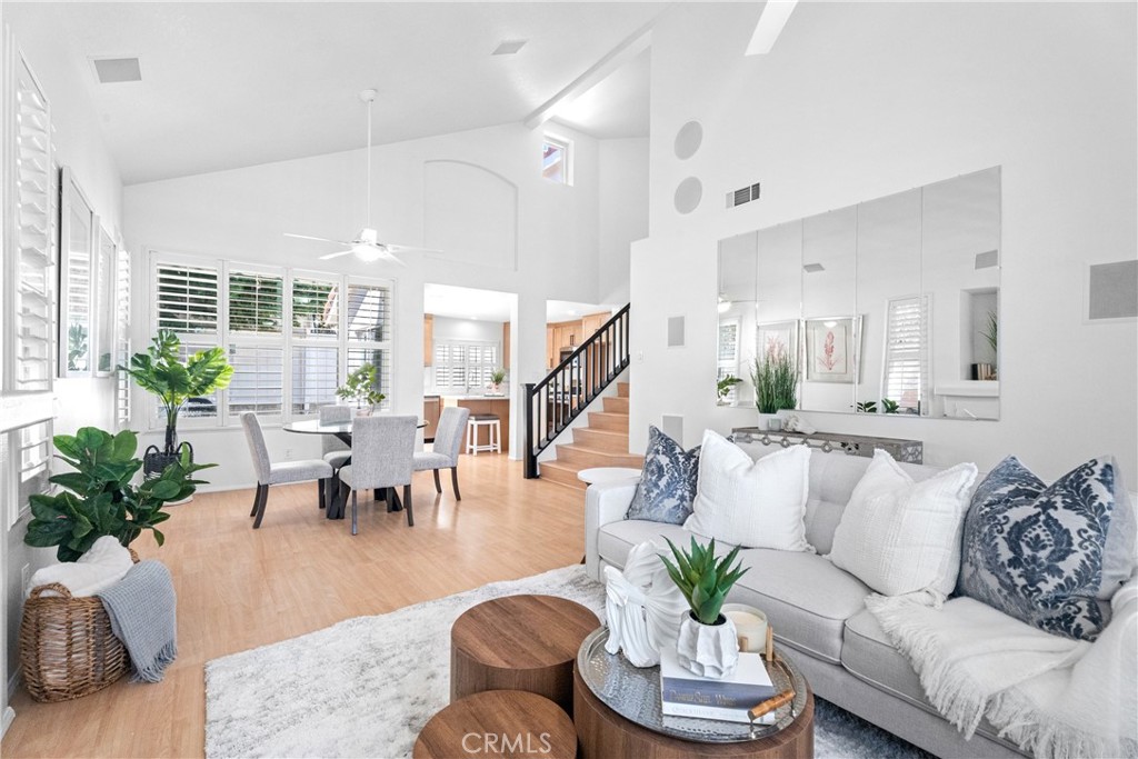 2 Chestnut Drive