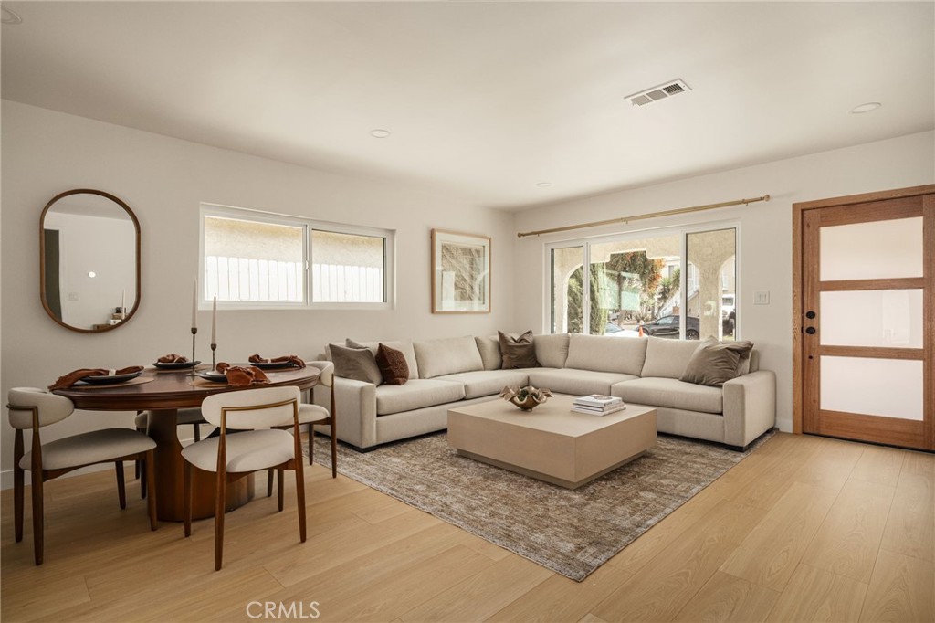 211 W Markland Drive