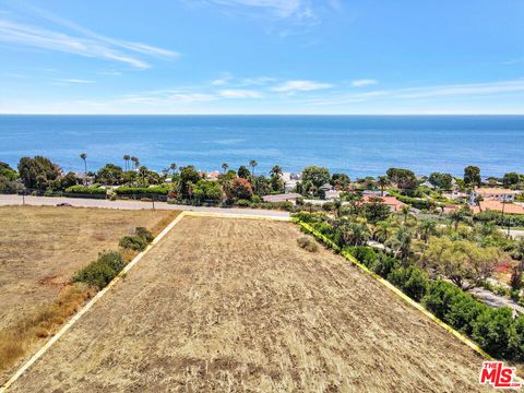 Photo of 31701 Pacific Coast Hwy, Malibu, CA 90265 (MLS # 25556159) Photo of 31701 Pacific Coast Hwy, Malibu, CA 90265 (MLS # 25556159)