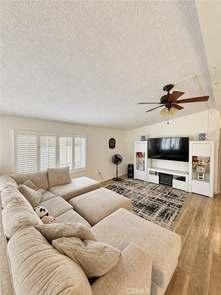 29021 Bouquet Canyon Road 252