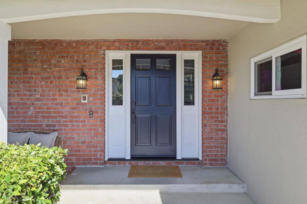 2725 Fairbrook Drive