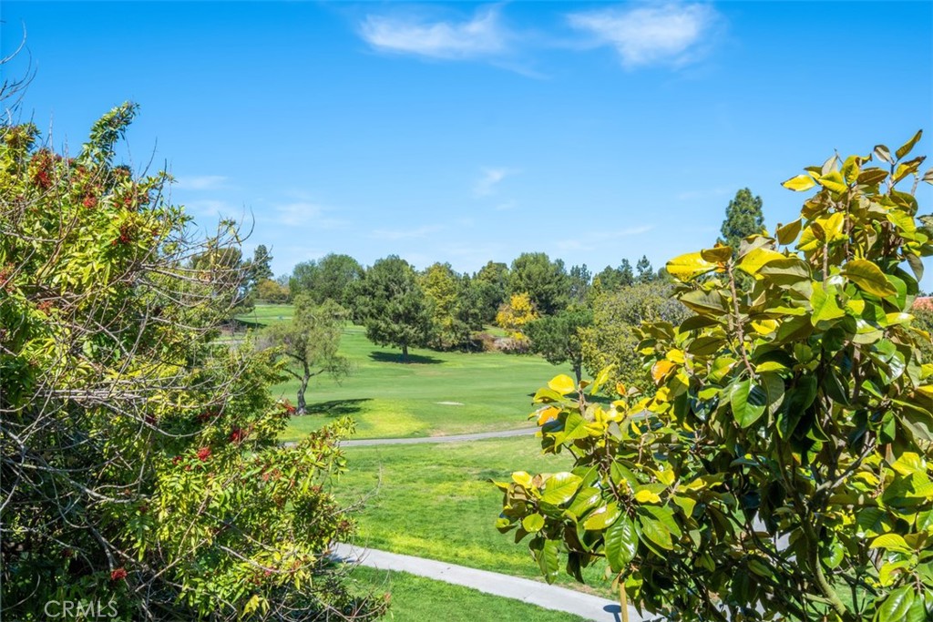 2388 W Via Mariposa 3E