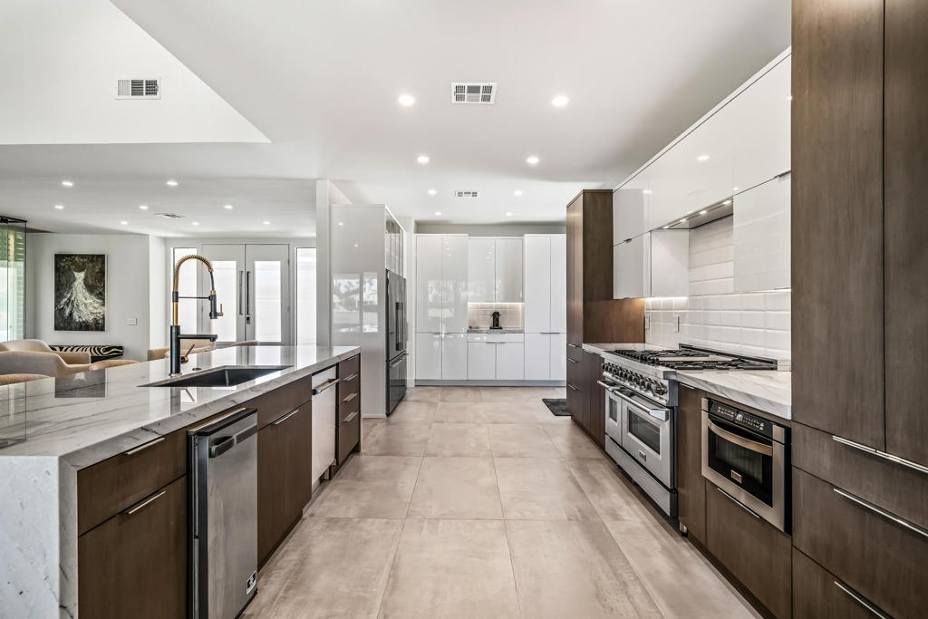 Desert Horizons C.C. - Residential