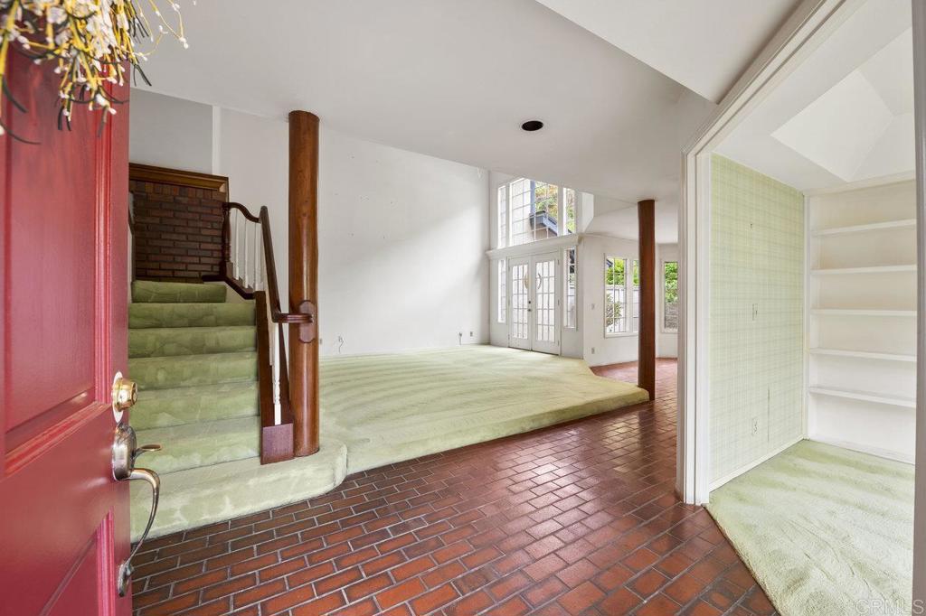 502 Southbridge