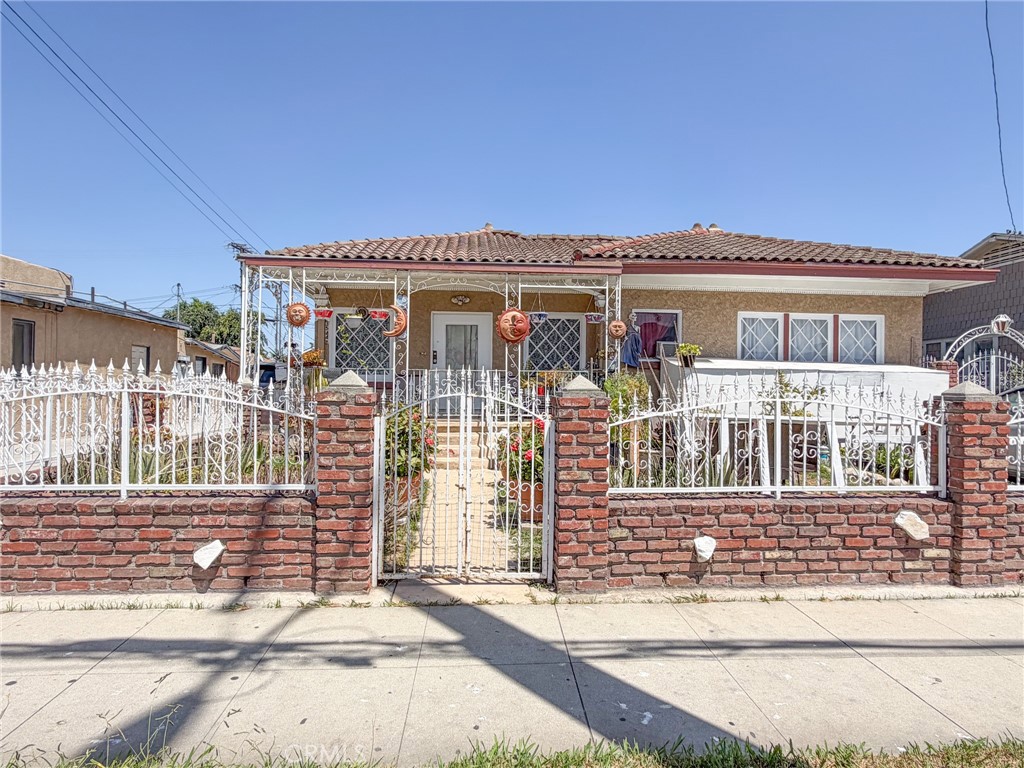 3544 Granada Avenue