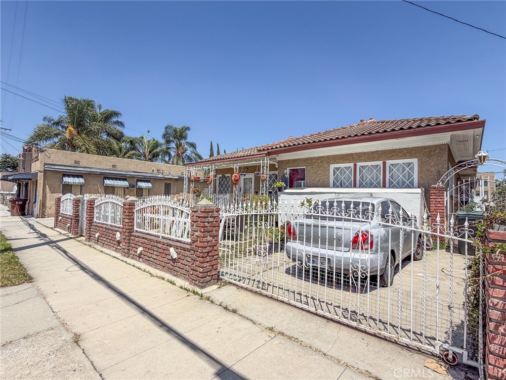 3544 Granada Avenue