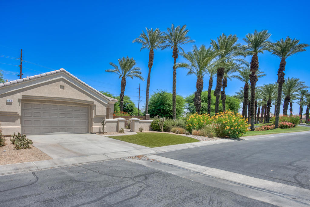 Heritage Palms CC - Residential