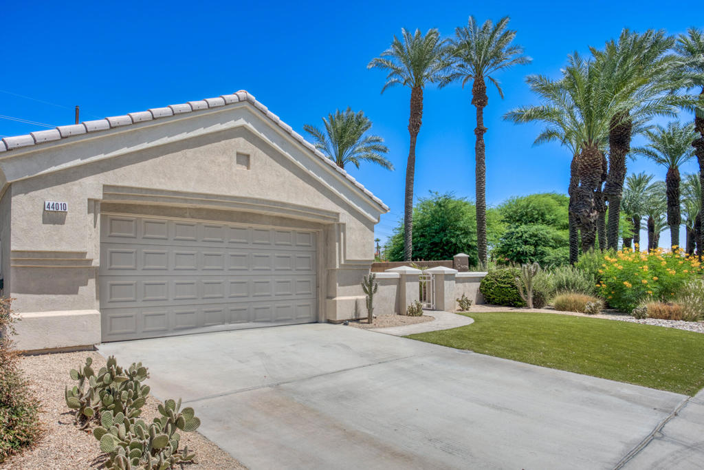 Heritage Palms CC - Residential