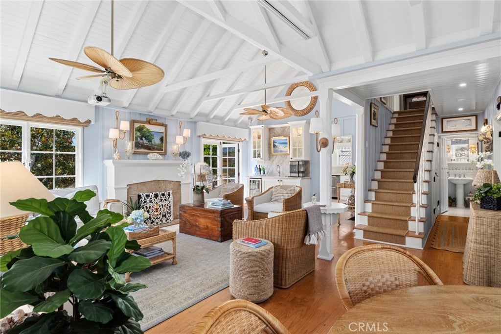 376 Diamond, Laguna Beach CA 92651 - Photo 10
