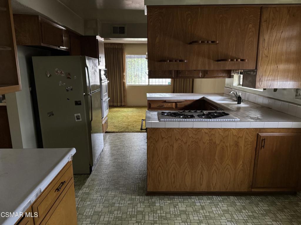 12910 Elkwood Street