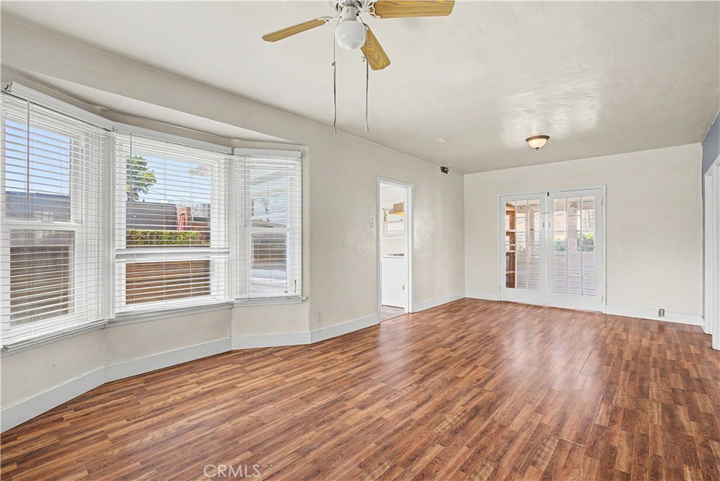 421 Almond