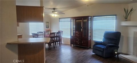 4 Oxford Way Northridge CA 91324