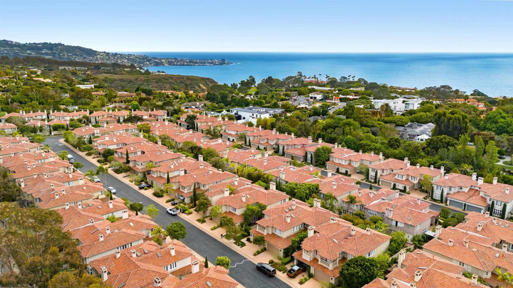 9753 Keeneland Row, La Jolla CA 92037