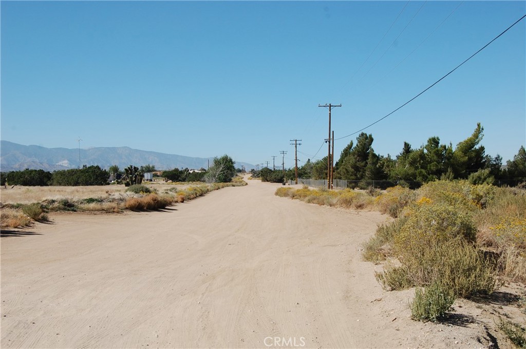Come built your custom Home on this beautiful 5-acre property. Located near the corners of Baldy Mesa and Muscatel.