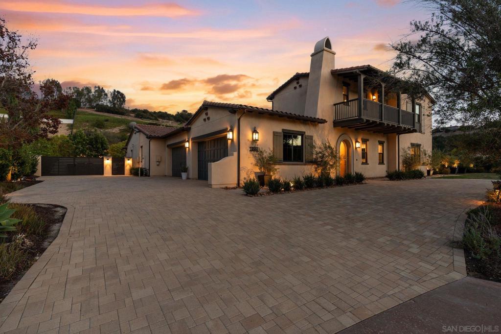 16564 Crescent Creek