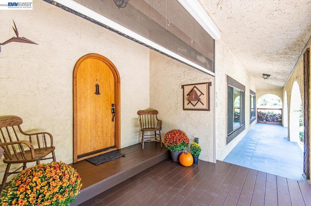 35575 Palomares Rd