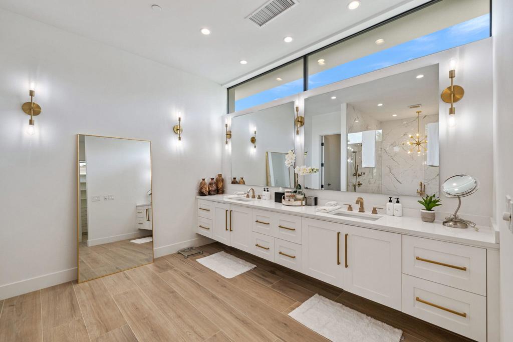 Flores Montanas - Residential