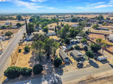 Photo of 22479 Maple St ST, Chowchilla, CA 93610 (MLS # 41145425)