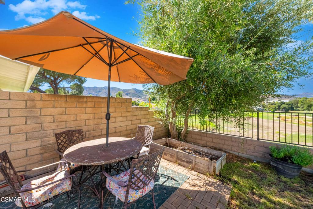 Lake Lindero-856 - 856 - Residential