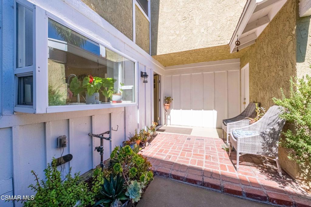 Lake Lindero-856 - 856 - Residential