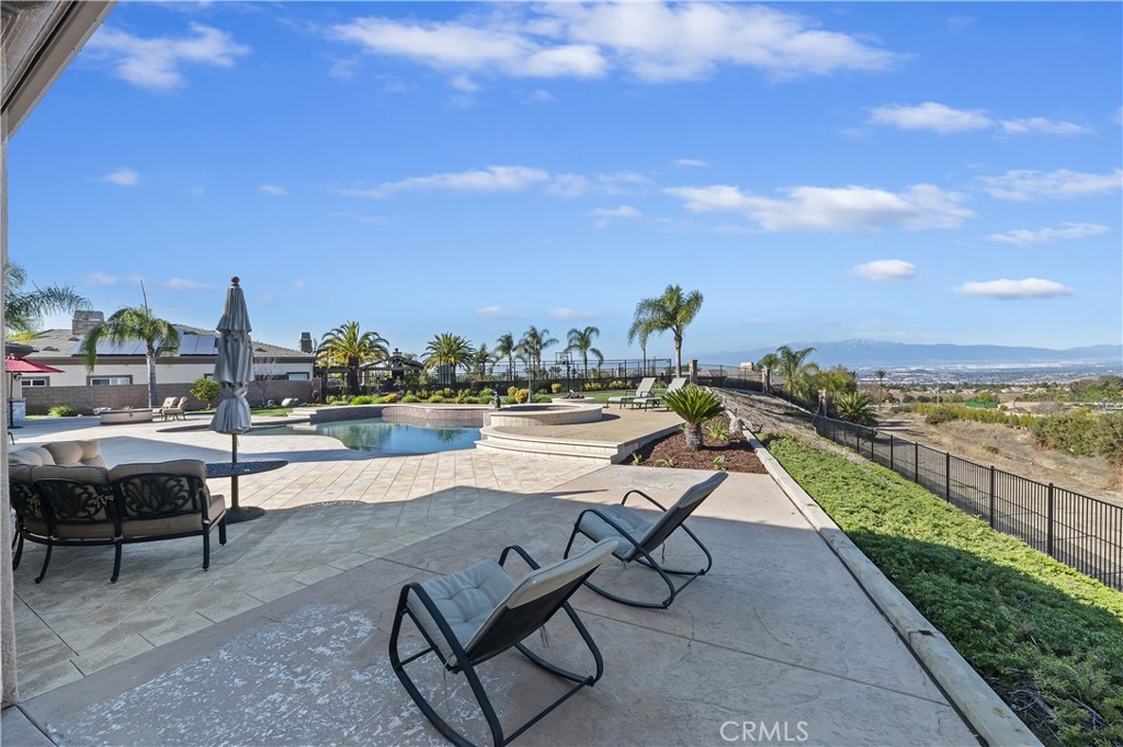 Pinnacle - Residential