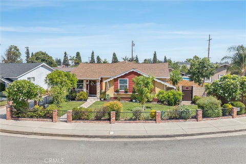 Photo of 11531 Massinger ST, Lakewood, CA 90715 (MLS # OC26220697)