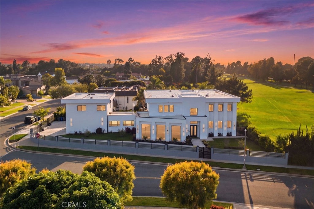 4415 Parkview Drive