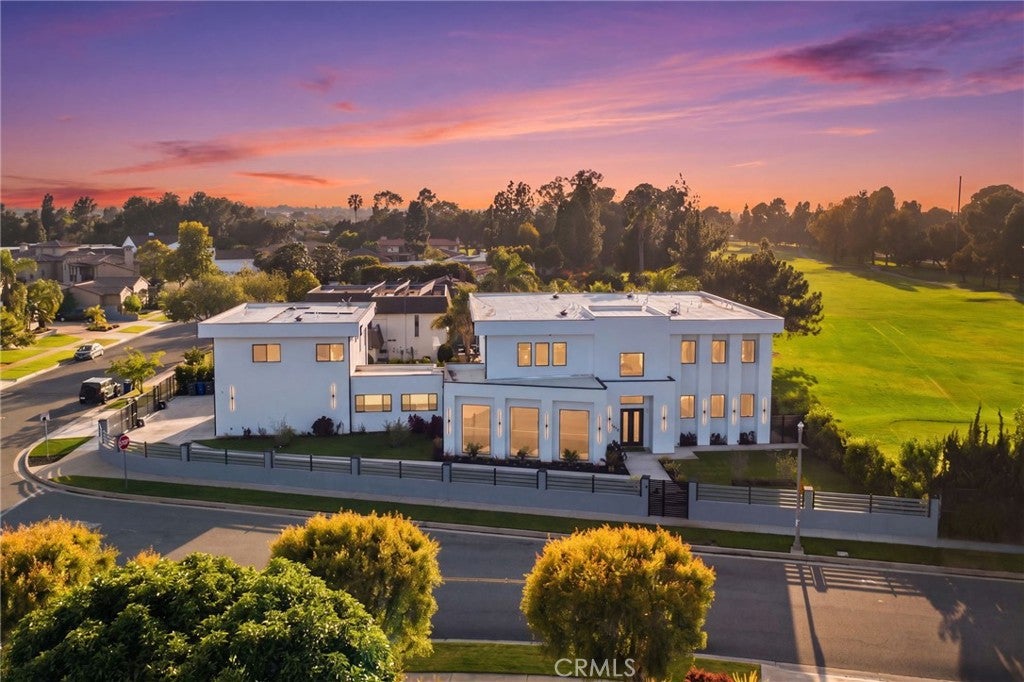 4415 Parkview Drive