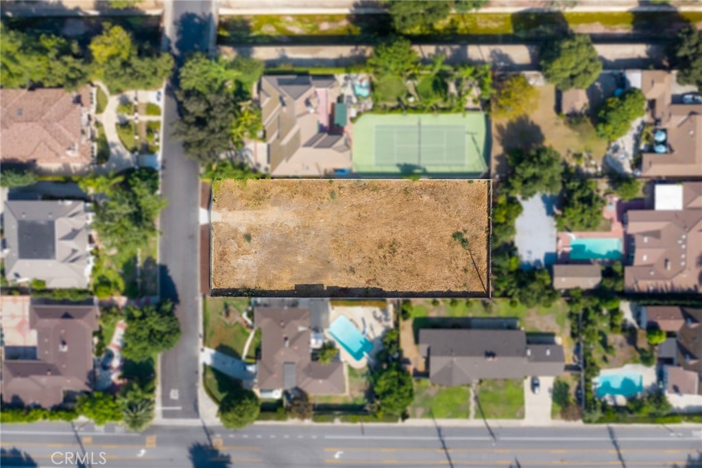 168 W Wistaria Avenue