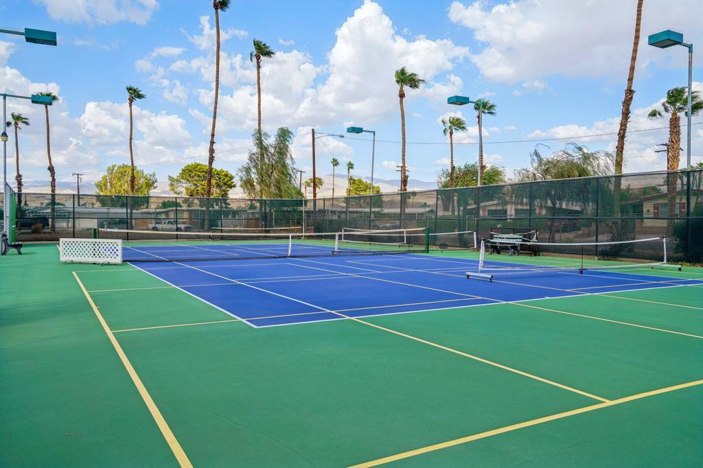 Tri Palm Estates - Manufactured In Park