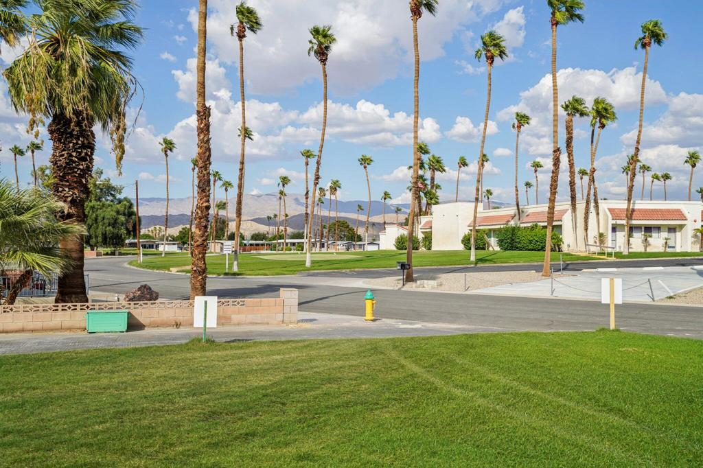 Tri Palm Estates - Manufactured In Park
