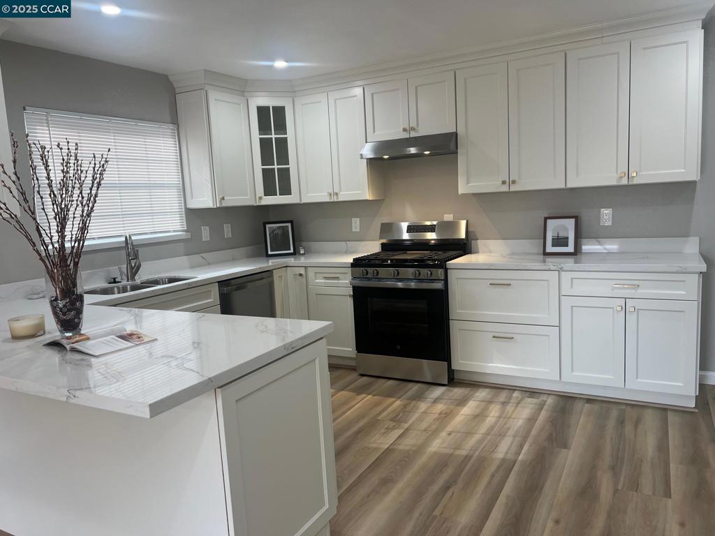 GENTRYTOWN - Residential