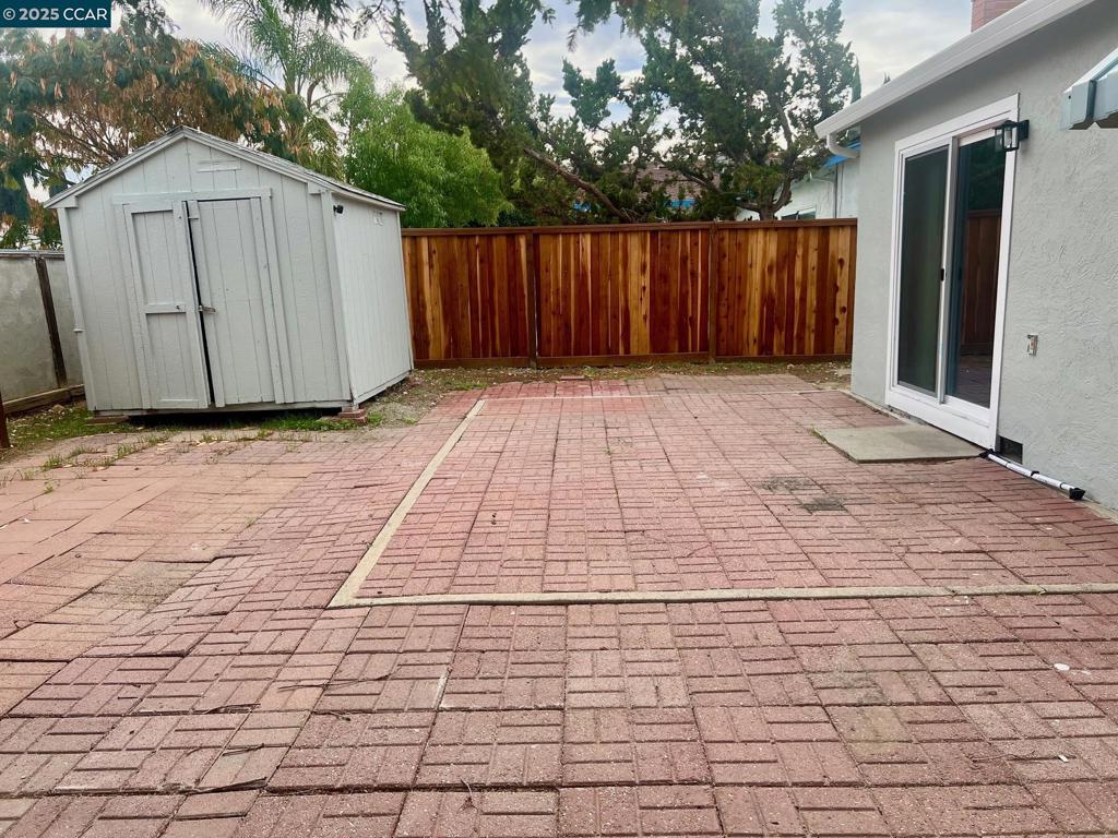 GENTRYTOWN - Residential