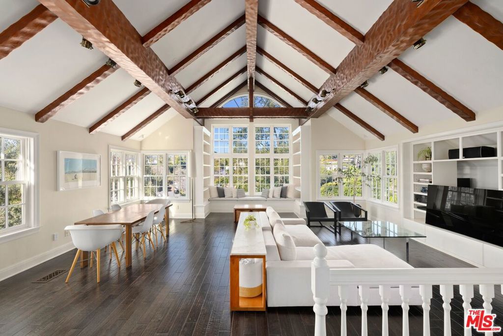 Photo of 357 Crown Drive, Los Angeles, CA 90049 (MLS # 26666417)