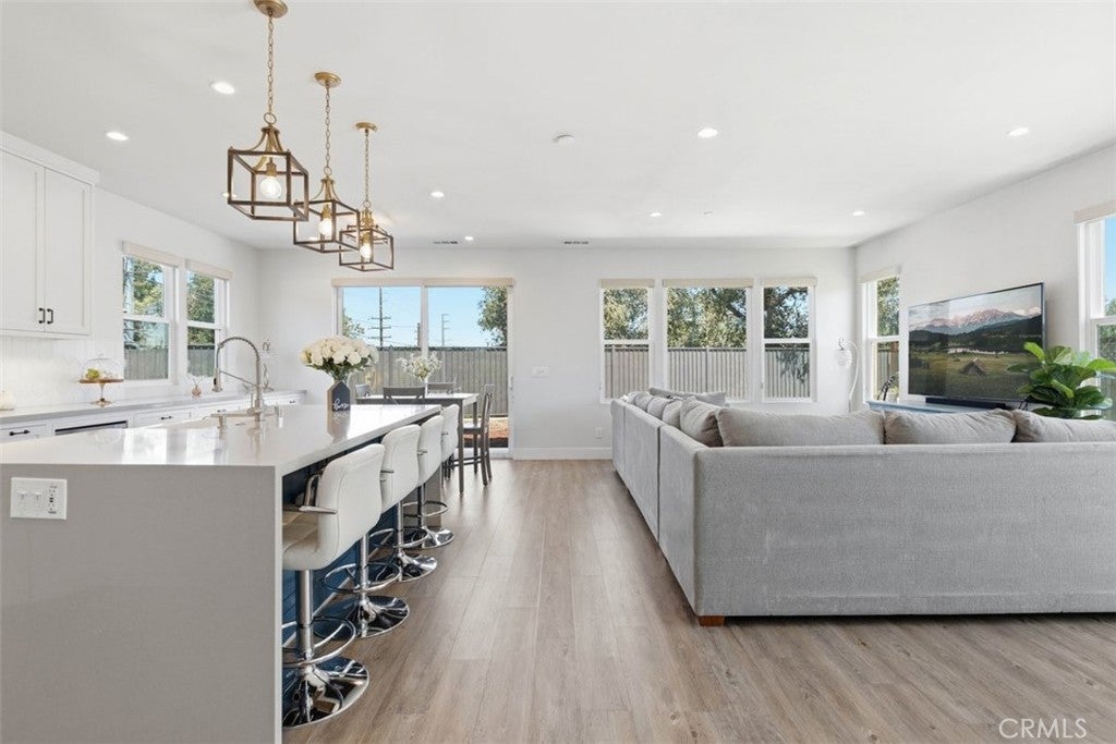 2010 Brentwood Place