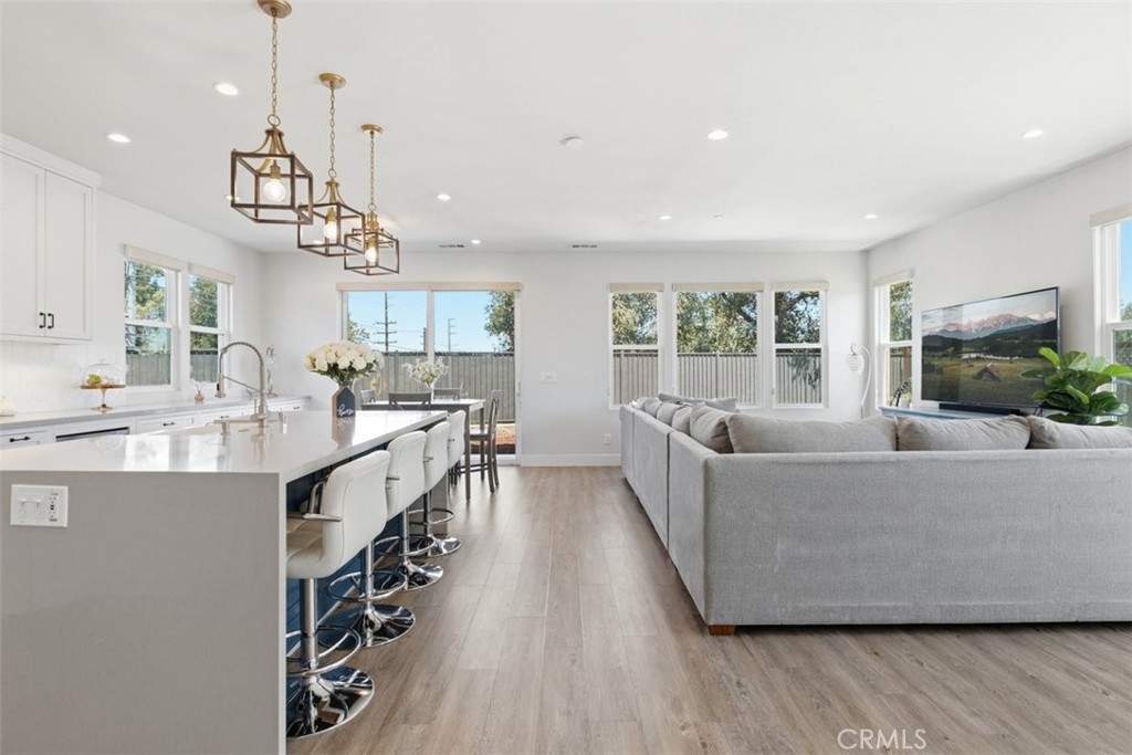 2010 Brentwood Place