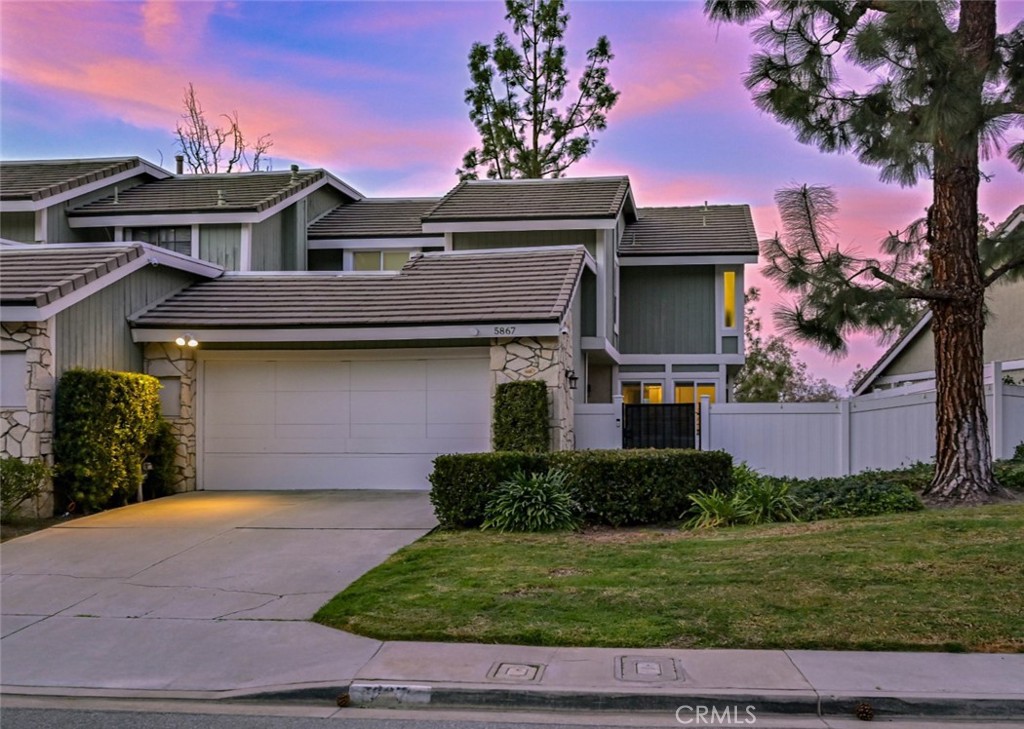 5867 E MOUNTAIN LOOP Trail 11