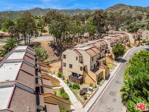 321 Tremont Street Avalon CA 90704