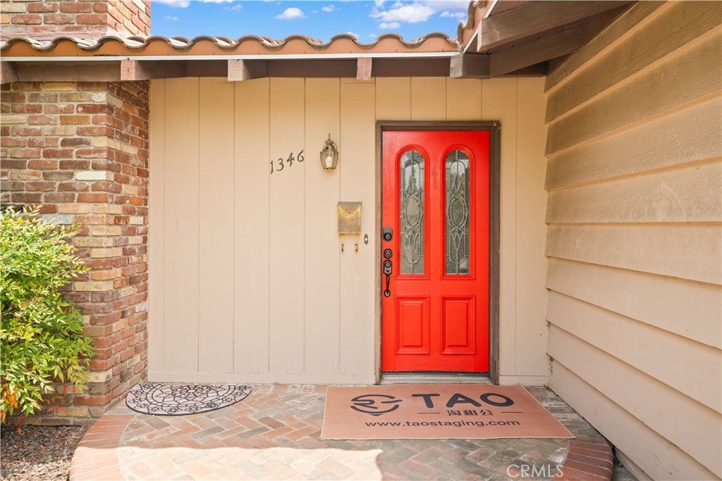 1346 N Shelley