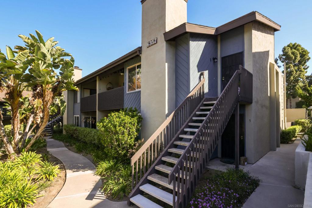 LOCATION! LOCATION! LOCATION! Rarely available 3Beds 2Baths plus 200 sqft LOFT condo in Mission Valley. Resort style living with pools, tennis courts, clubhouse, & gym. This unit has been tastefully upgraded with engineered wood flooring in living room, dining room, & bedrooms. New plantation shutters, crown molding in bedrooms, upgraded bathrooms and kitchen. Enjoy the large patio that is accessible from master bedroom and also from the living room. The unit is located near the swimming pool and clubhouse. Unit includes 1 car garage with extra storage and 1 assigned parking space. Centrally located and close to trolley, Mission Valley Mall, downtown, freeways and beaches. Complex Features: ,,, Equipment: Garage Door Opener, Washer, Water Filtration Sewer: Sewer Connected Topography: LL