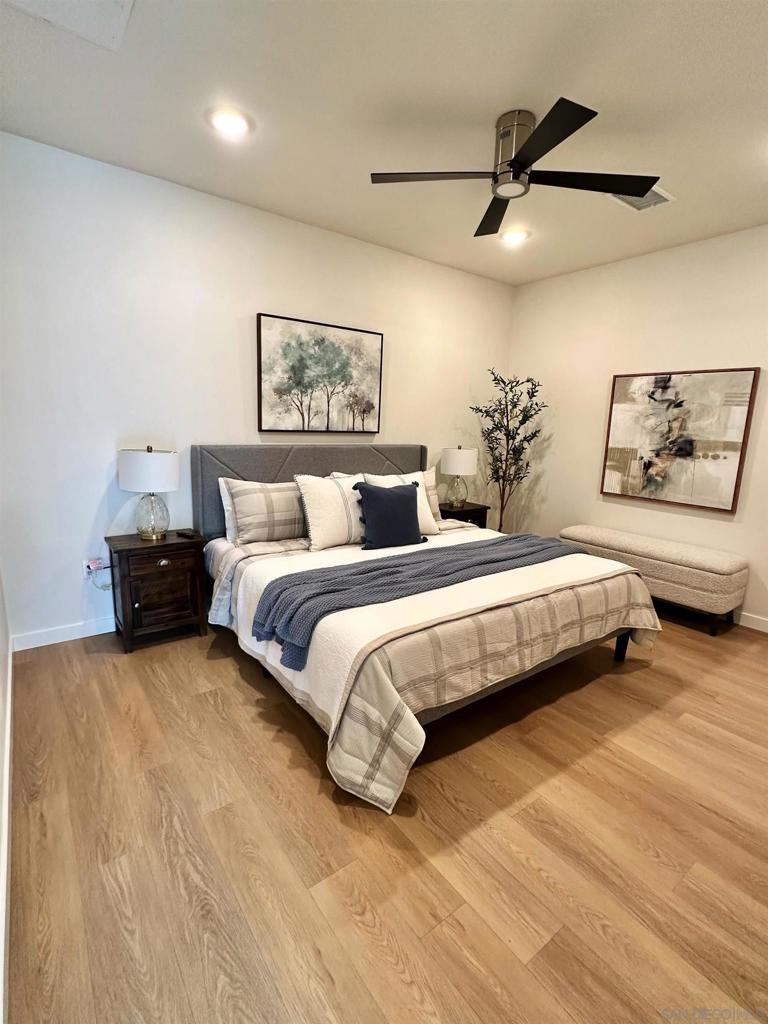 3909 Voltaire St 106