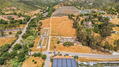 Photo of 9104 Huntley Rd, Fallbrook, CA 92028 (MLS # OC26078419)