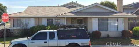 Photo of 16612 Bartlett Lane #4, Huntington Beach, CA 92647 (MLS # OC26058051)