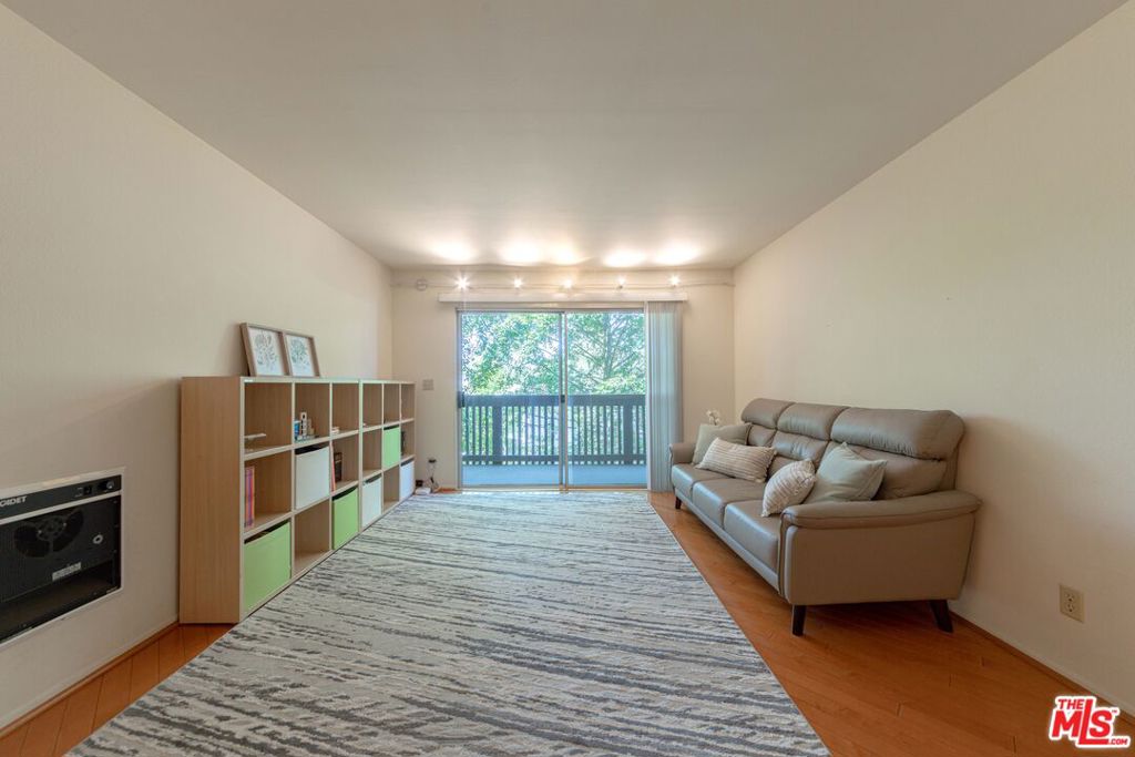 3601 W Hidden Lane 206