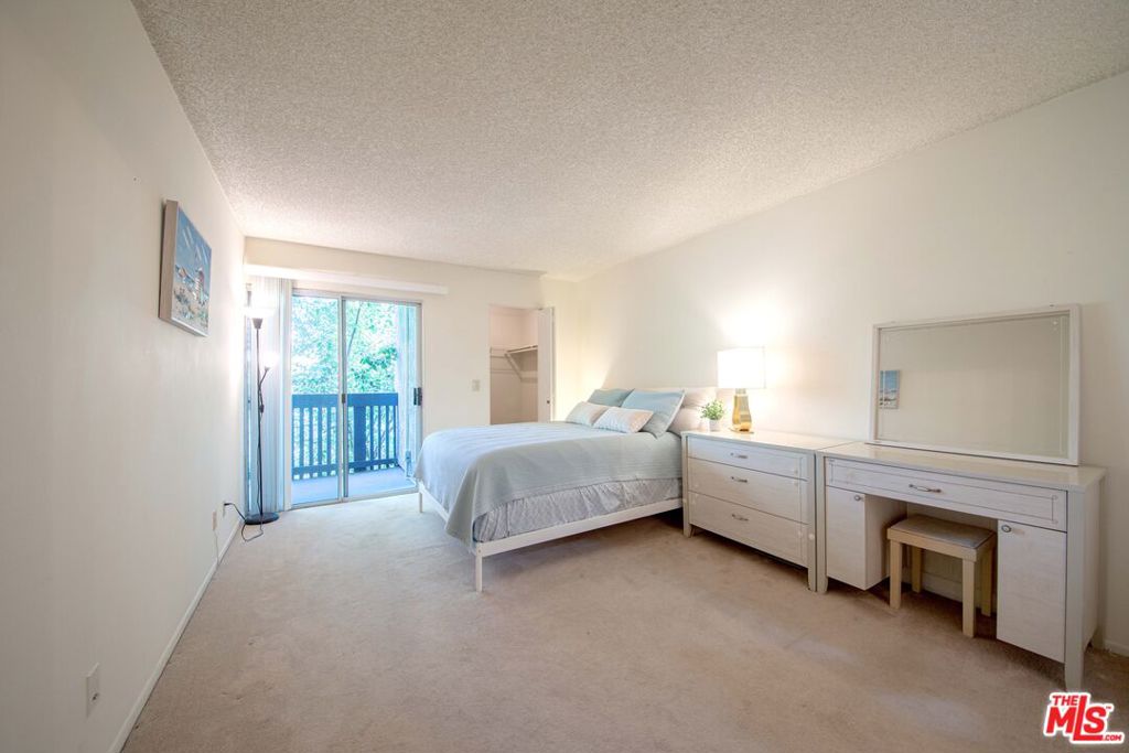 3601 W Hidden Lane 206