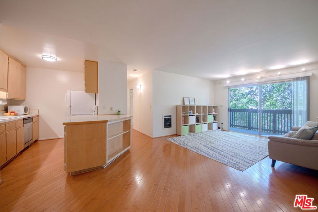 3601 W Hidden Lane 206